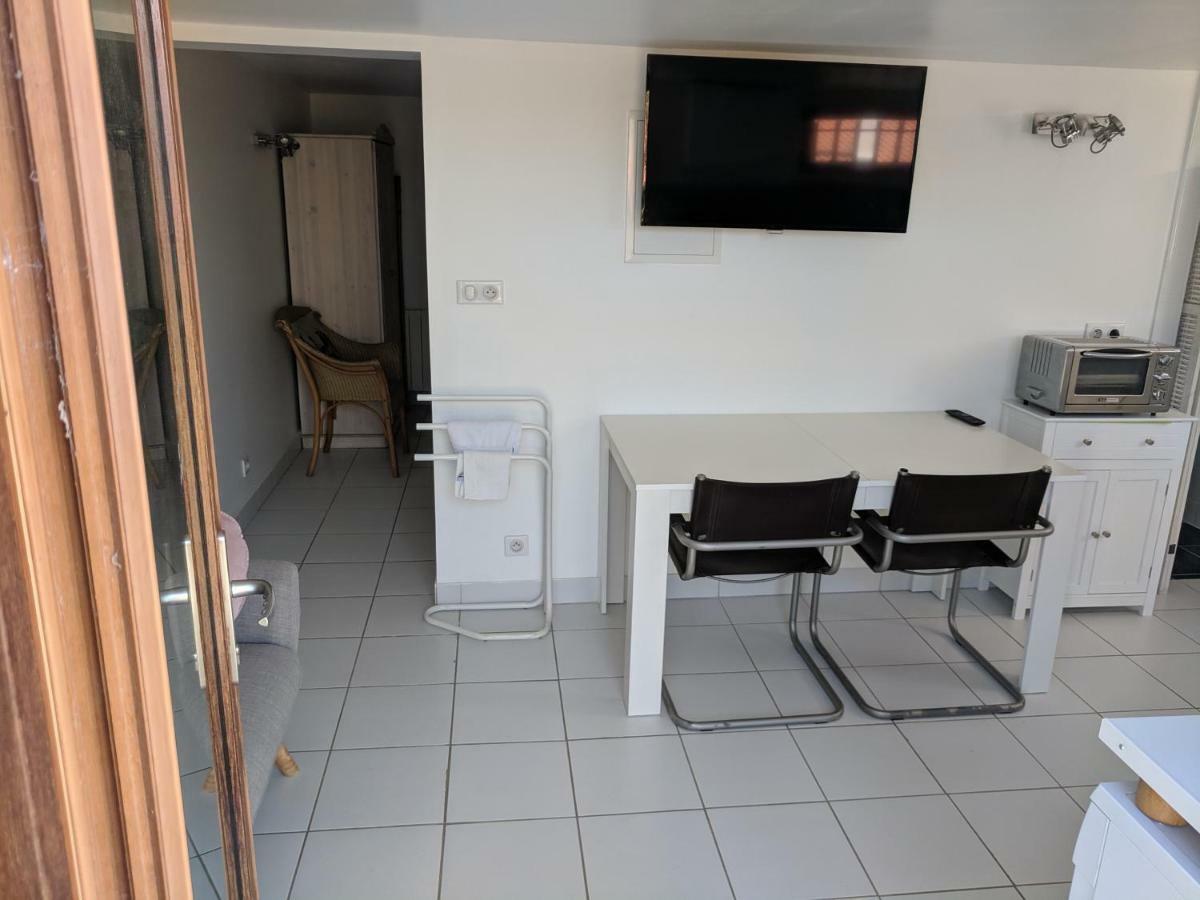 2 Person Apartment آسكا المظهر الخارجي الصورة