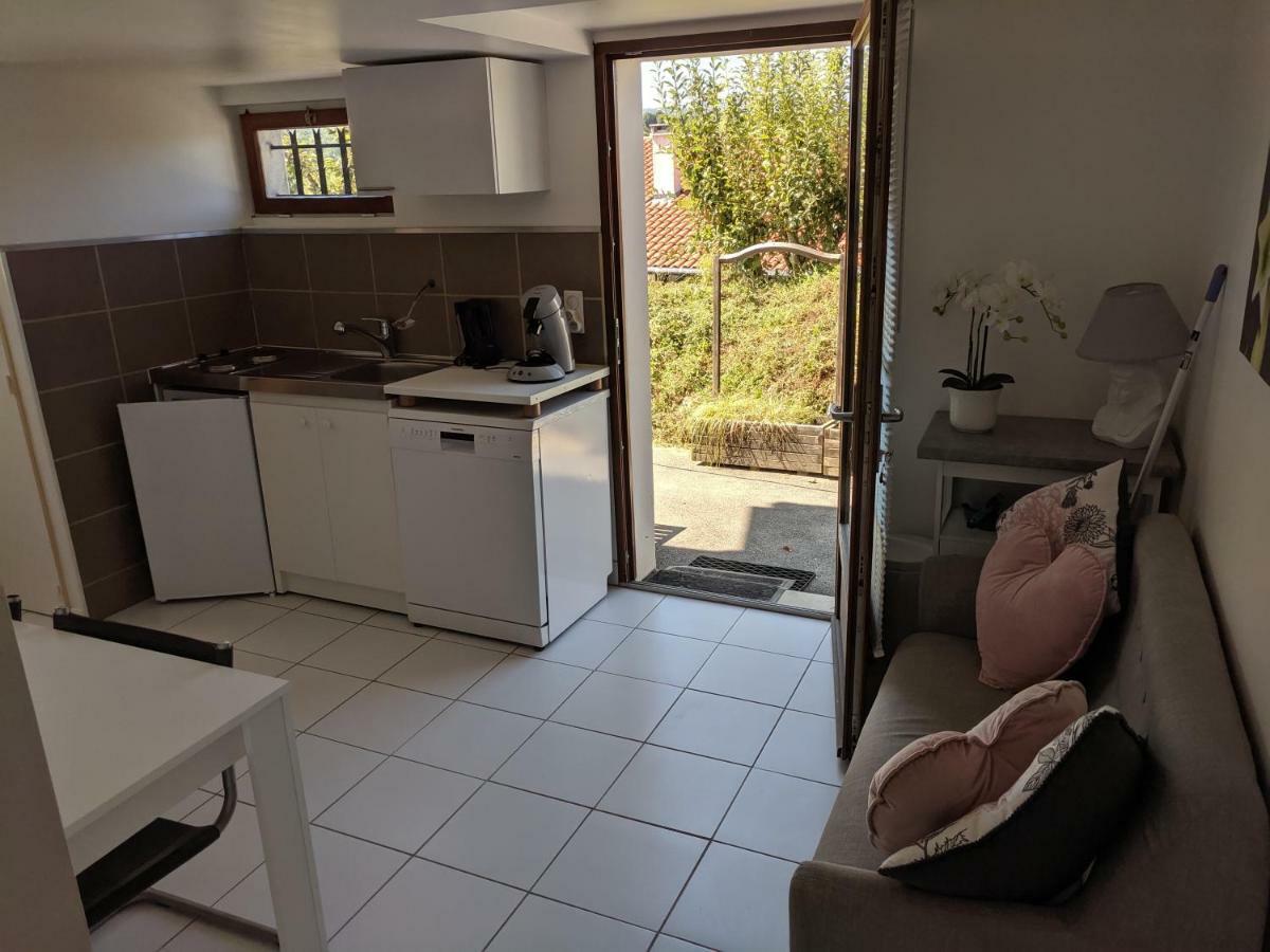 2 Person Apartment آسكا المظهر الخارجي الصورة